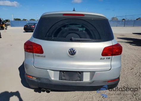 2012 Volkswagen Tiguan S z USA, uszkodzony, nr VIN WVGAV7AX7CW568673